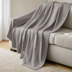 buzybe Silky Cooling Blanket | Lightweight Breathable Summer Blanket for Ultimate Comfort buzybe