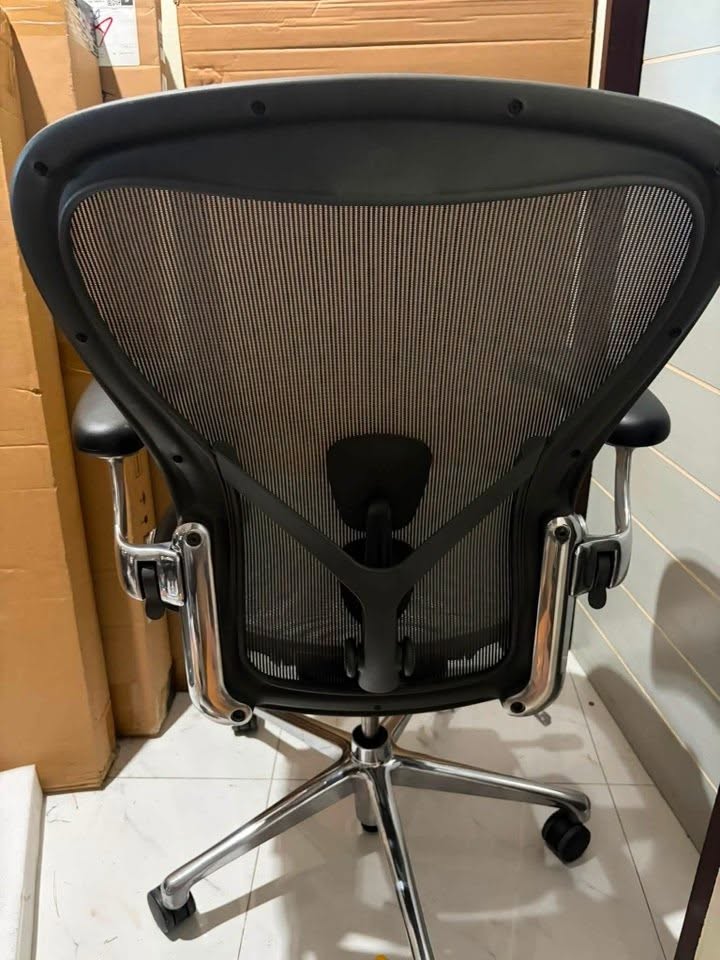Buzybe Herman Miller Remastered Office Chair – Ergonomic Mesh Executive Desk Chair BuzyBe